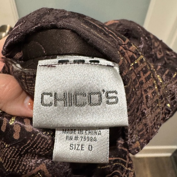 Chico’s Jacquard Quilted Vest Brown Metallic Pattern Zip Front Size 0 XS - Picture 9 of 14